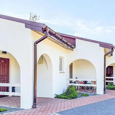 בית נופש Lovely In Slowienkowo *