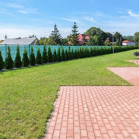 בית נופש Lovely In Slowienkowo *